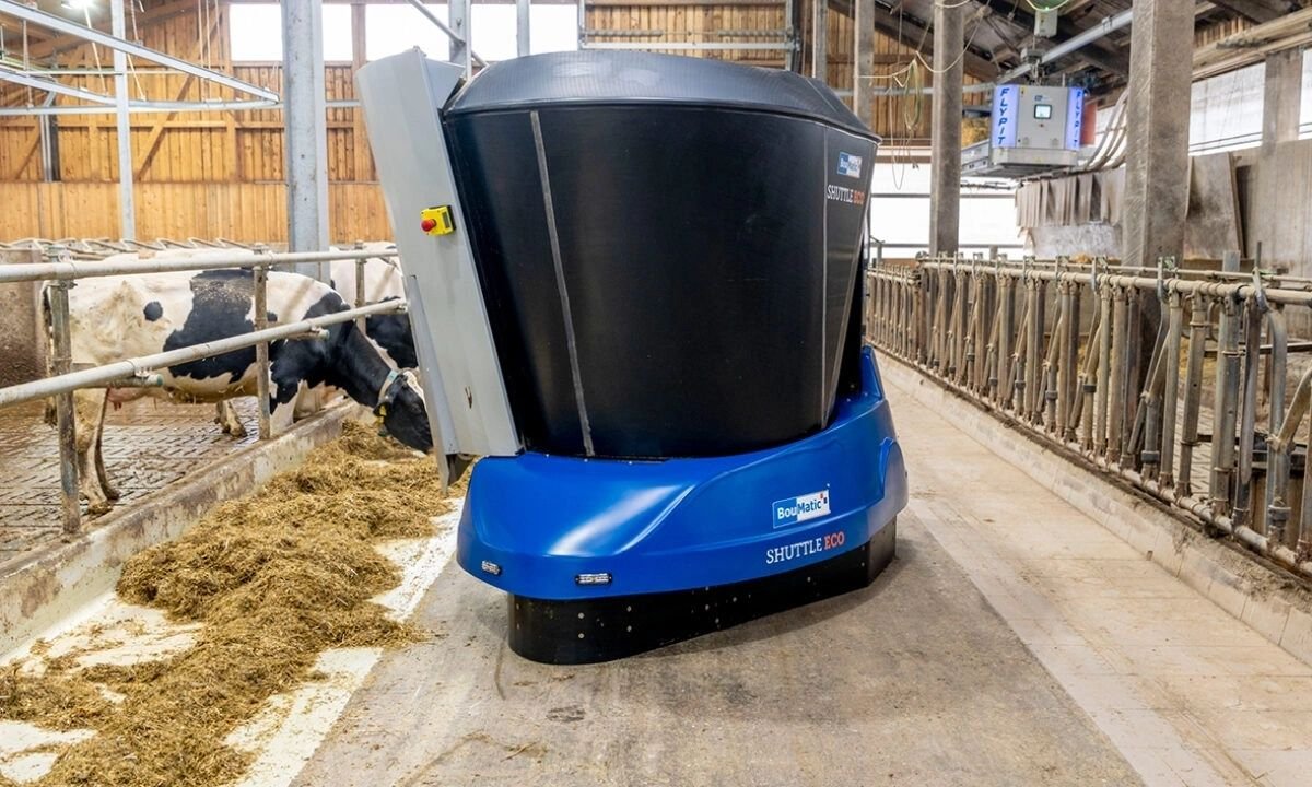 Robot za krmo Shuttle ECO
